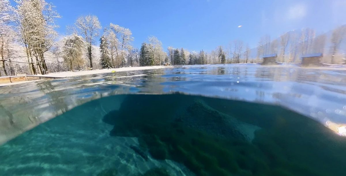 Zwemmen in koud water en sauna
