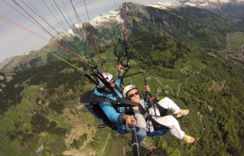Ontdekkingsvlucht met paragliding: Een moment tussen hemel en aarde!