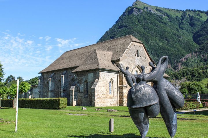 Luswandeling door traditionele dorpjes_Taninges