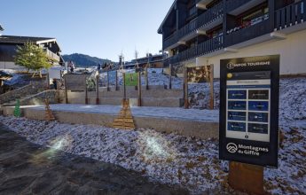 Tentoonstelling van buitenfotografie van wilde dieren