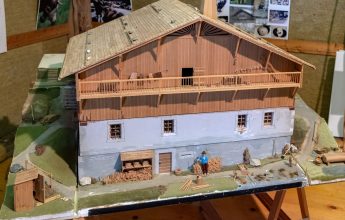 Bezoek in het Frans aan de Boerderij-Ecomuseum Clos Parchet