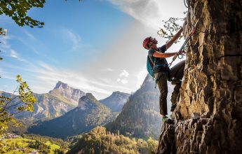 Via Ferrata du Mont : La traversée du Raffour